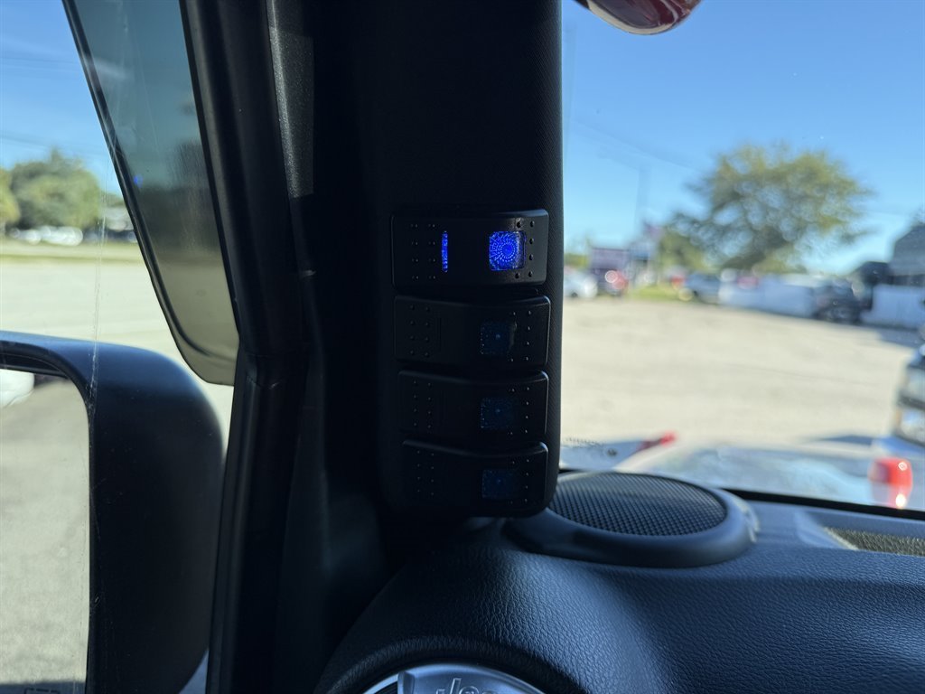 2015 Jeep Wrangler - $15,995