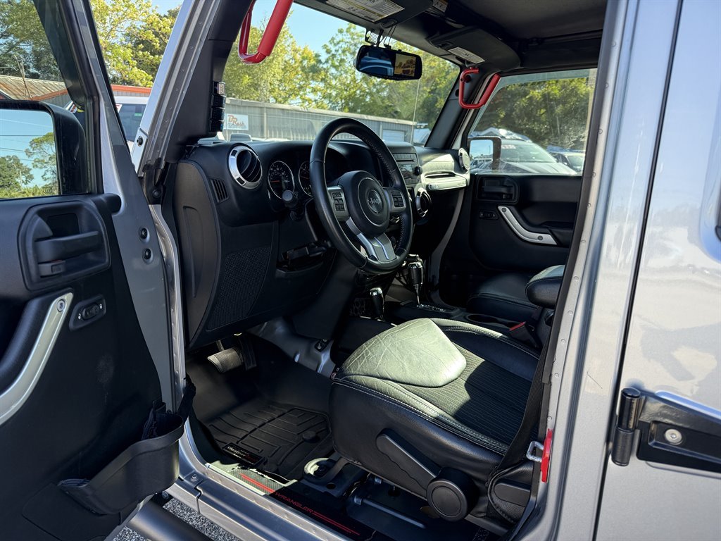 2015 Jeep Wrangler - $15,995