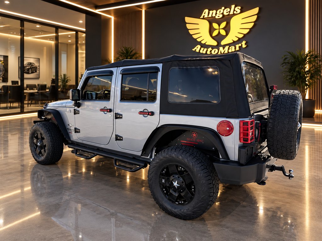 2015 Jeep Wrangler - $15,995