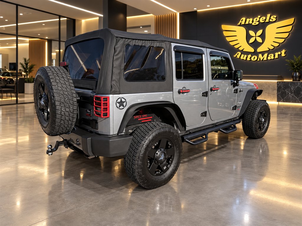 2015 Jeep Wrangler - $15,995