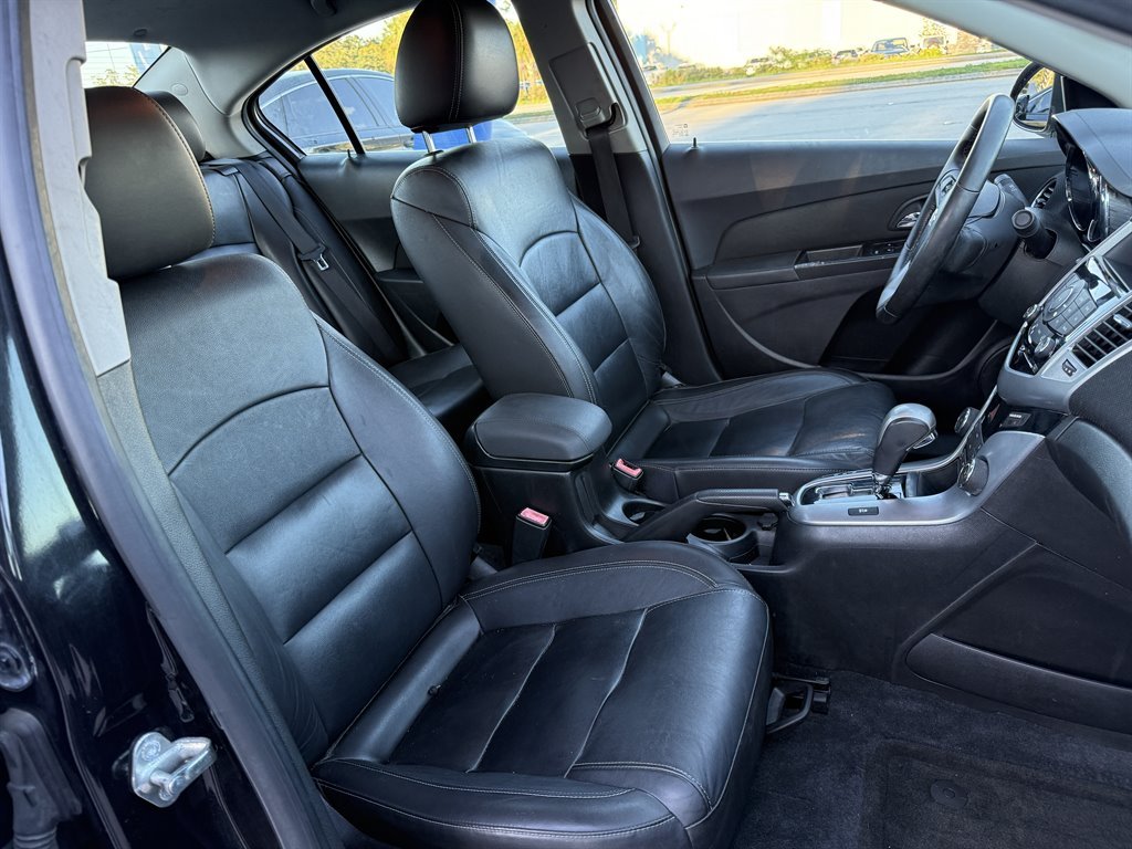 2013 Chevrolet Cruze - $7,995