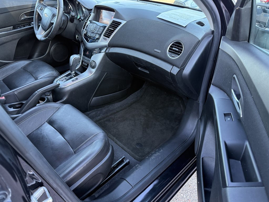 2013 Chevrolet Cruze - $7,995
