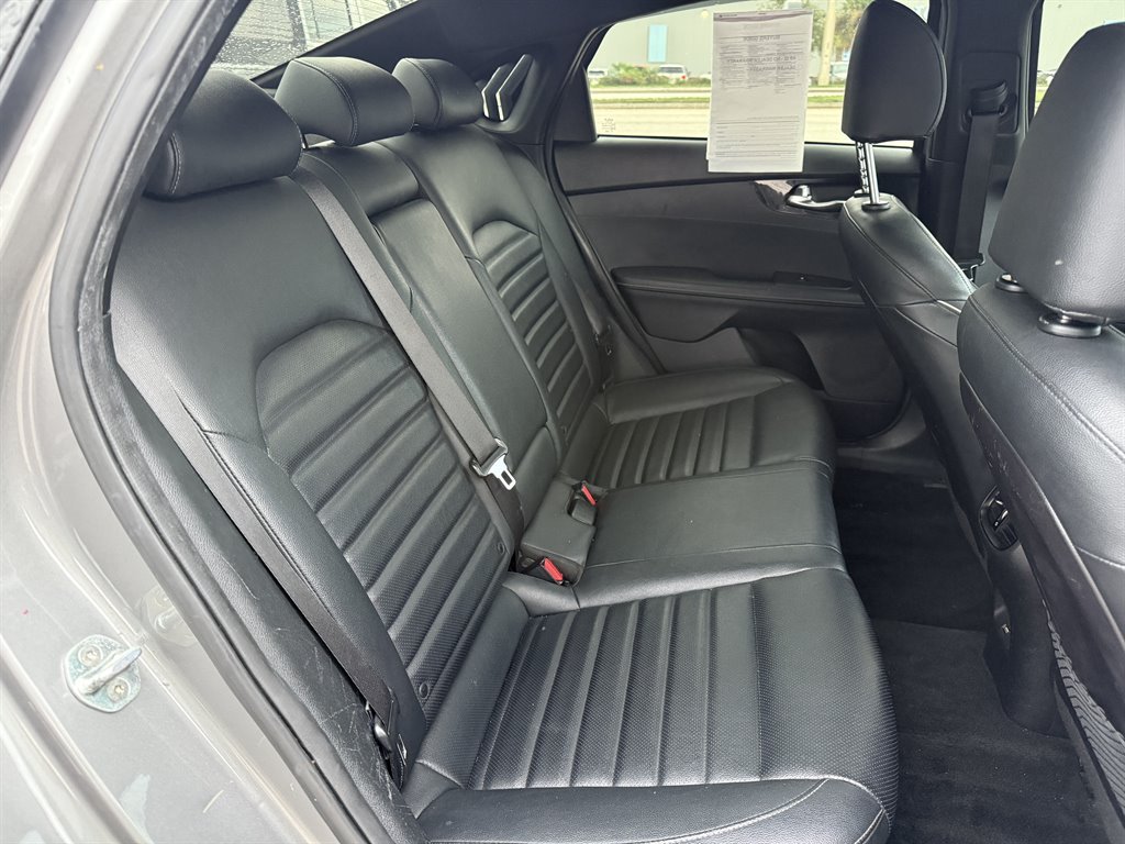 2022 Kia Forte - $14,995