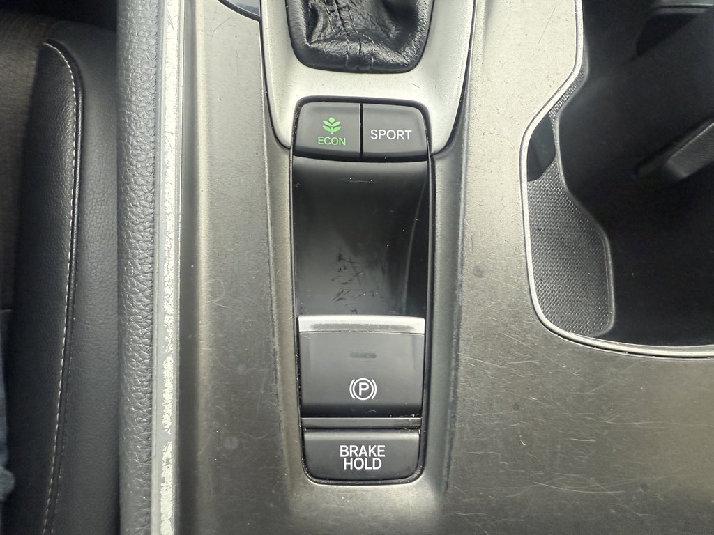 2018 Honda Accord - $14,995