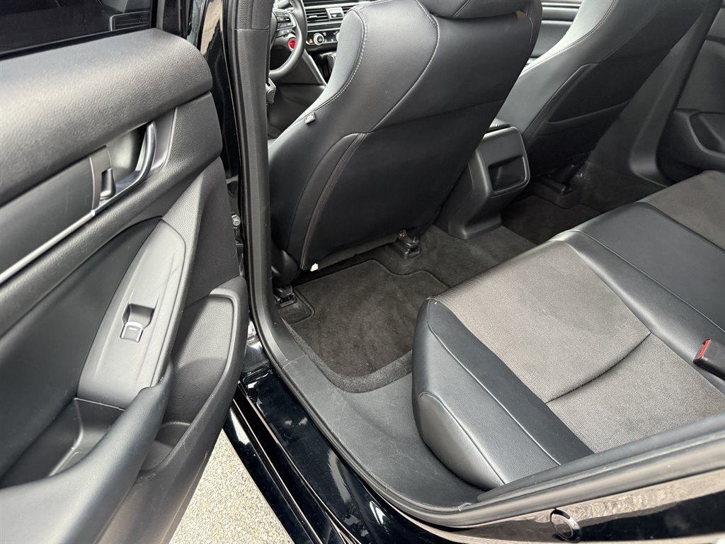 2018 Honda Accord - $14,995