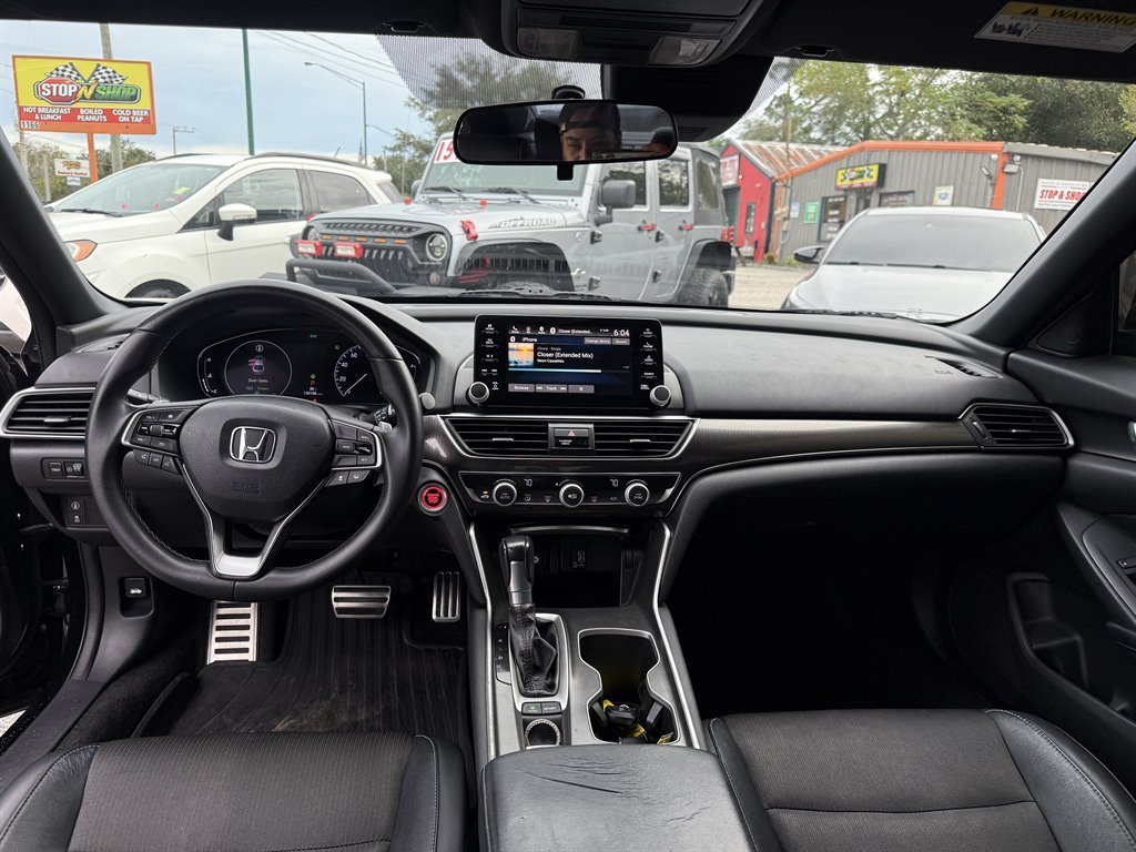 2018 Honda Accord - $14,995
