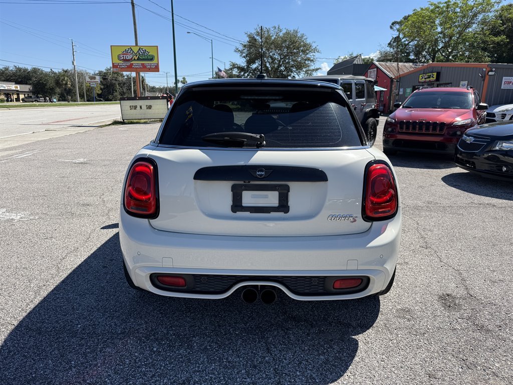 2016 MINI Hardtop - $10,995