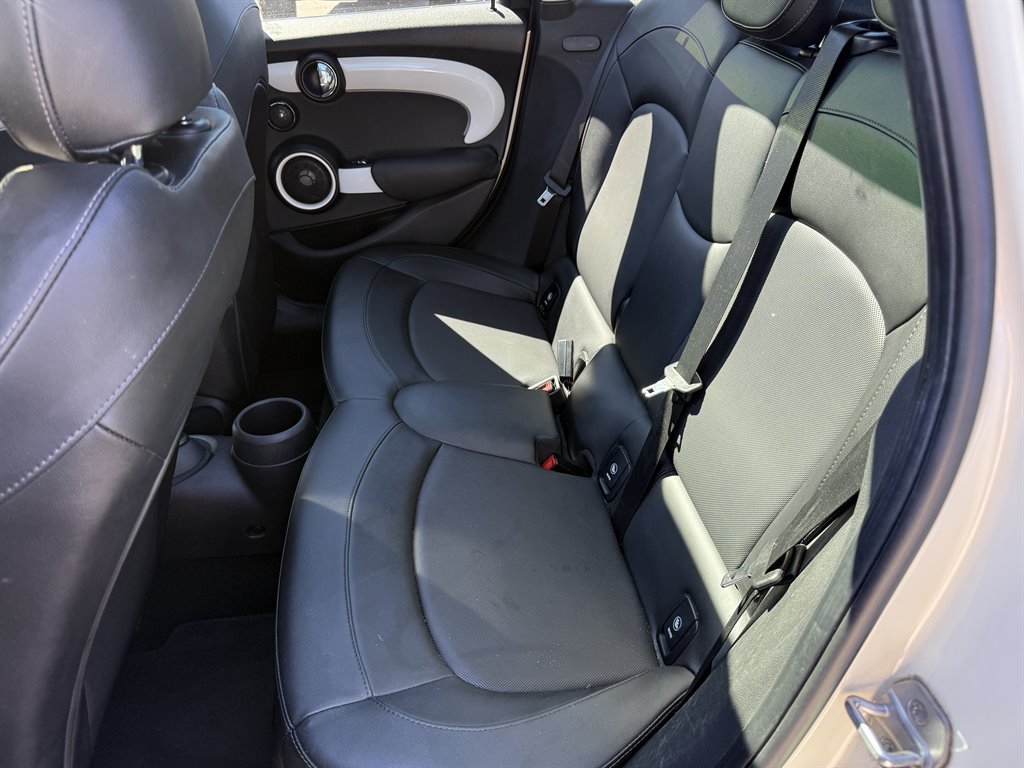 2016 MINI Hardtop - $10,995