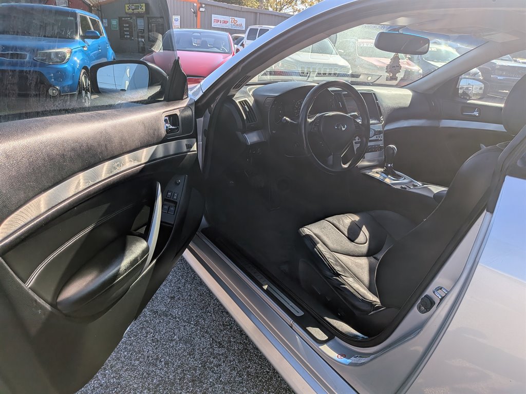 2014 INFINITI Q60 - $12,995