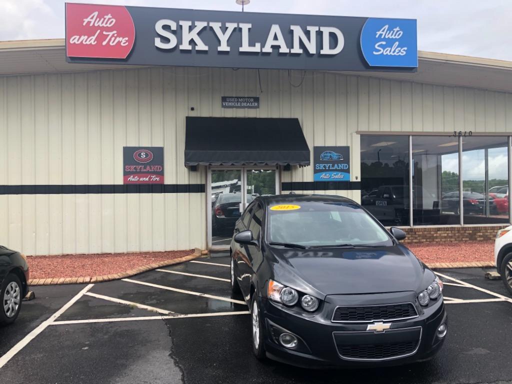 2015 Chevrolet Sonic - $12,990