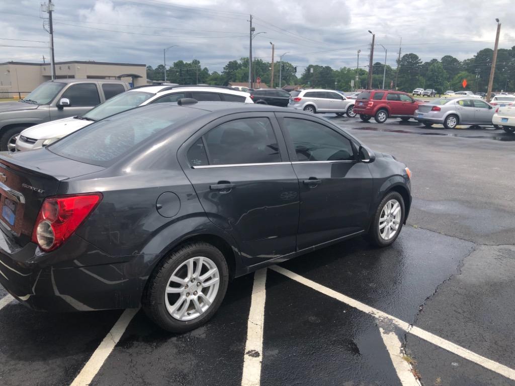 2015 Chevrolet Sonic - $12,990