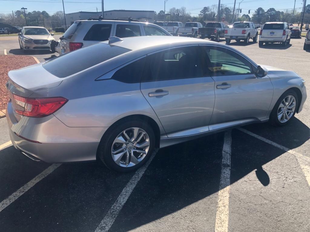 2018 Honda Accord LX photo