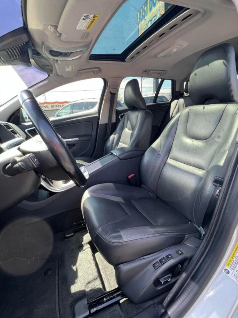 2015 Volvo V60