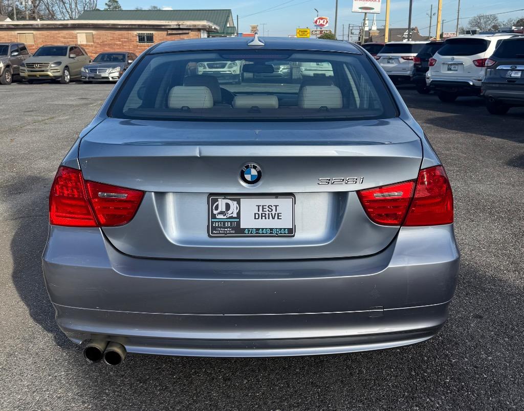 2011 BMW 328i