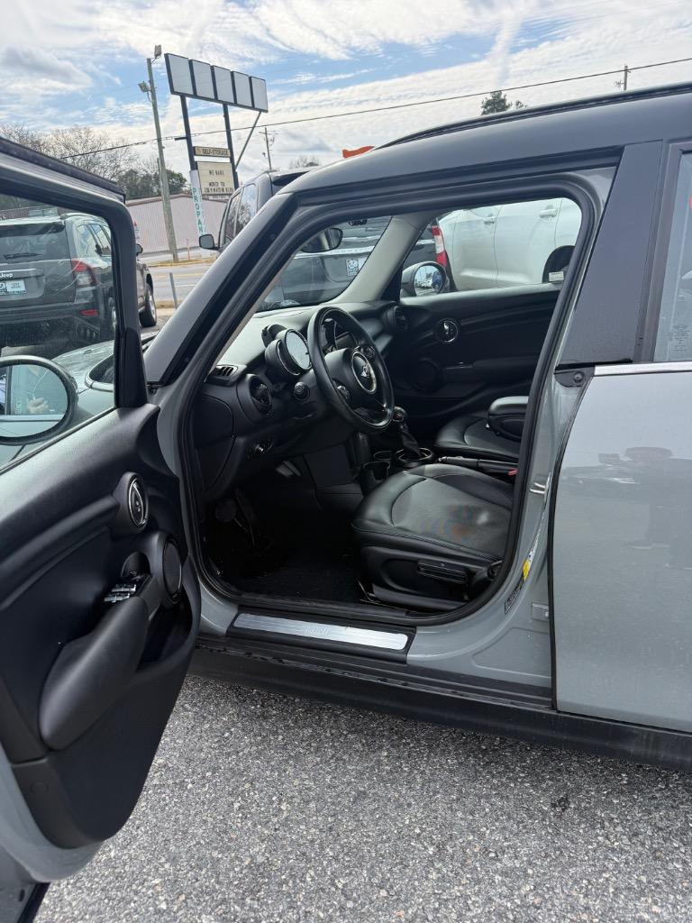 2017 MINI Hardtop