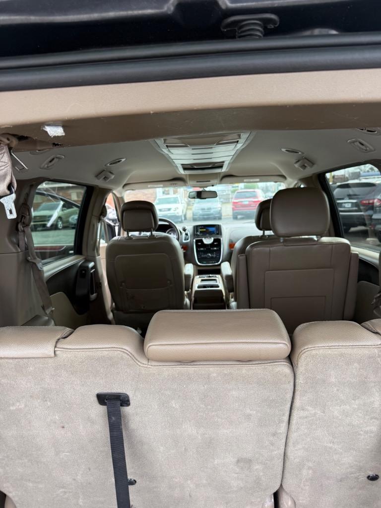 2013 Chrysler Town & Country