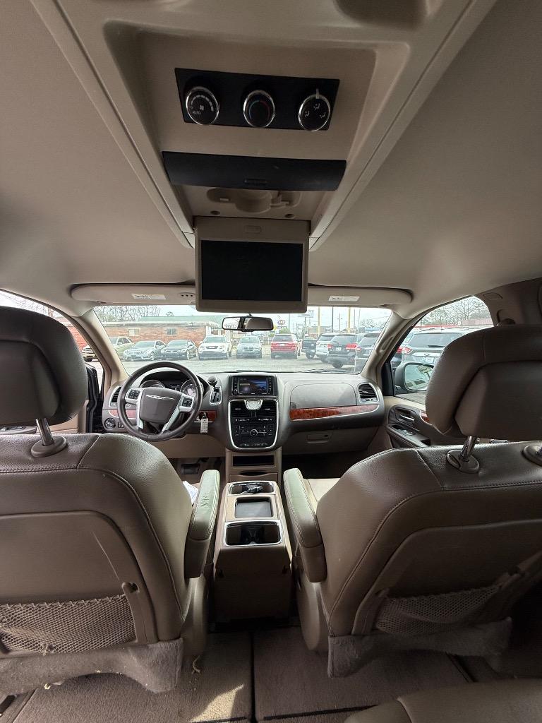 2013 Chrysler Town & Country
