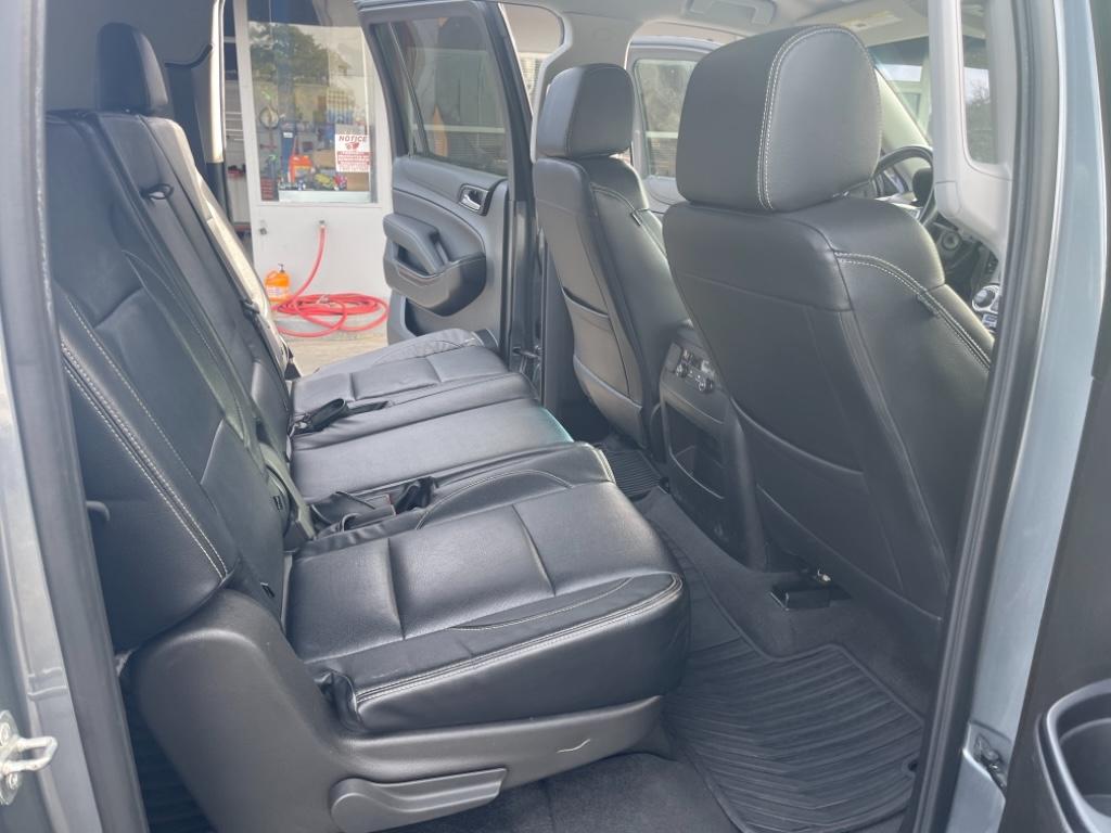 2019 Chevrolet Suburban 1500 LS photo