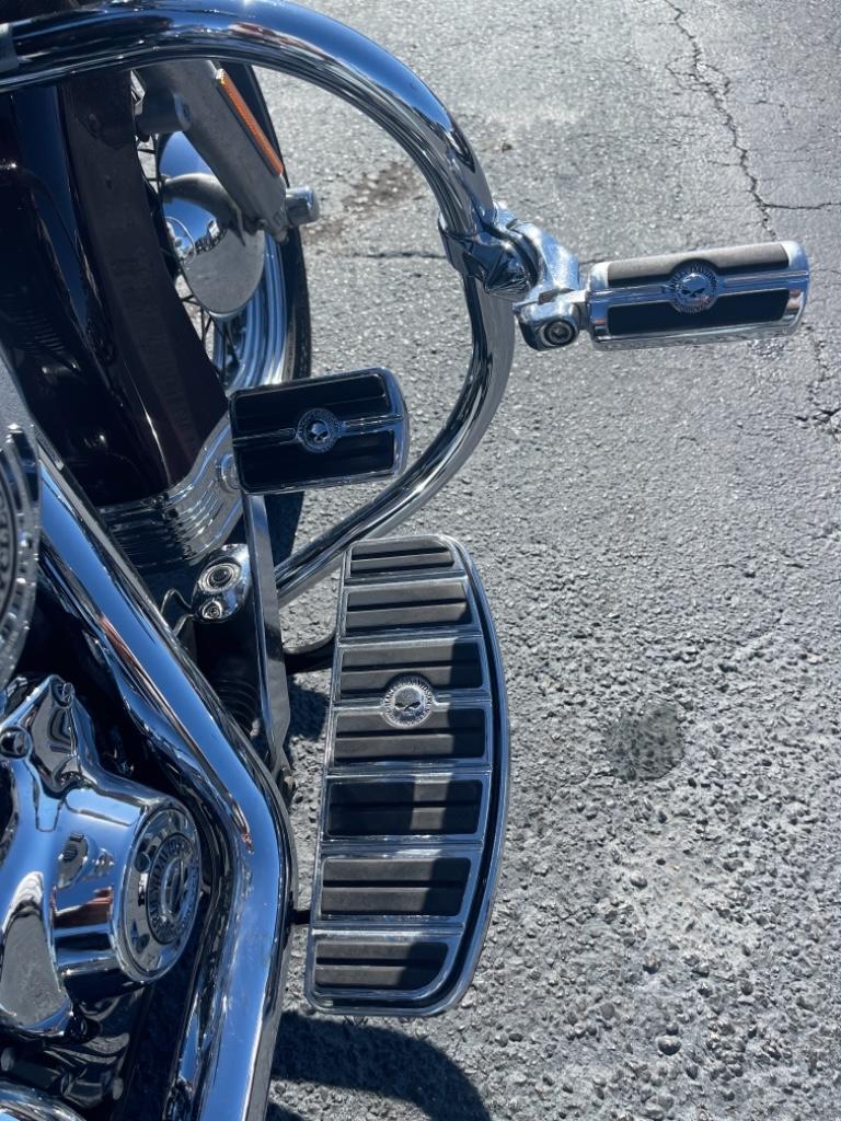 2005 Harley-davidson Heritage Softail Classic - $8,885