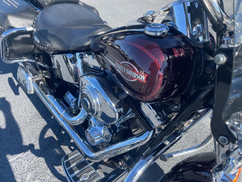2005 Harley-davidson Heritage Softail Classic - $8,885