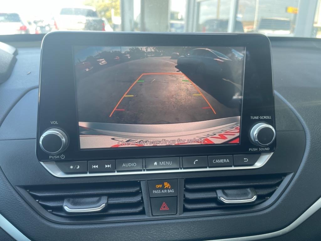 2020 Nissan Altima S photo