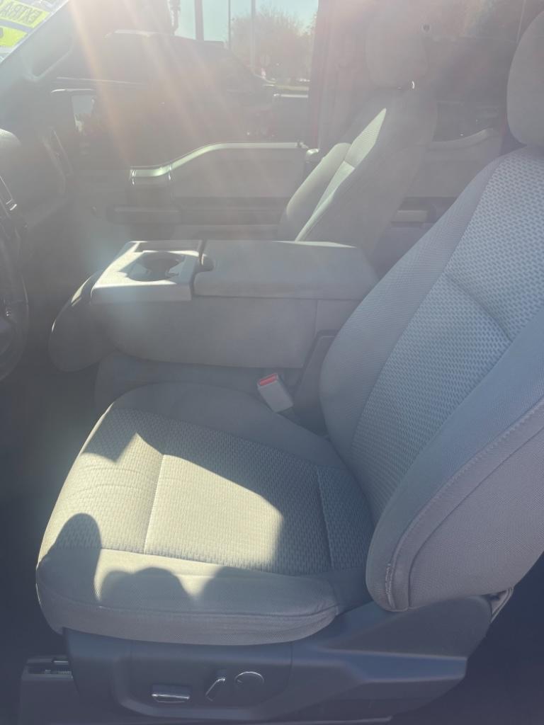 2017 Ford F150 XLT photo