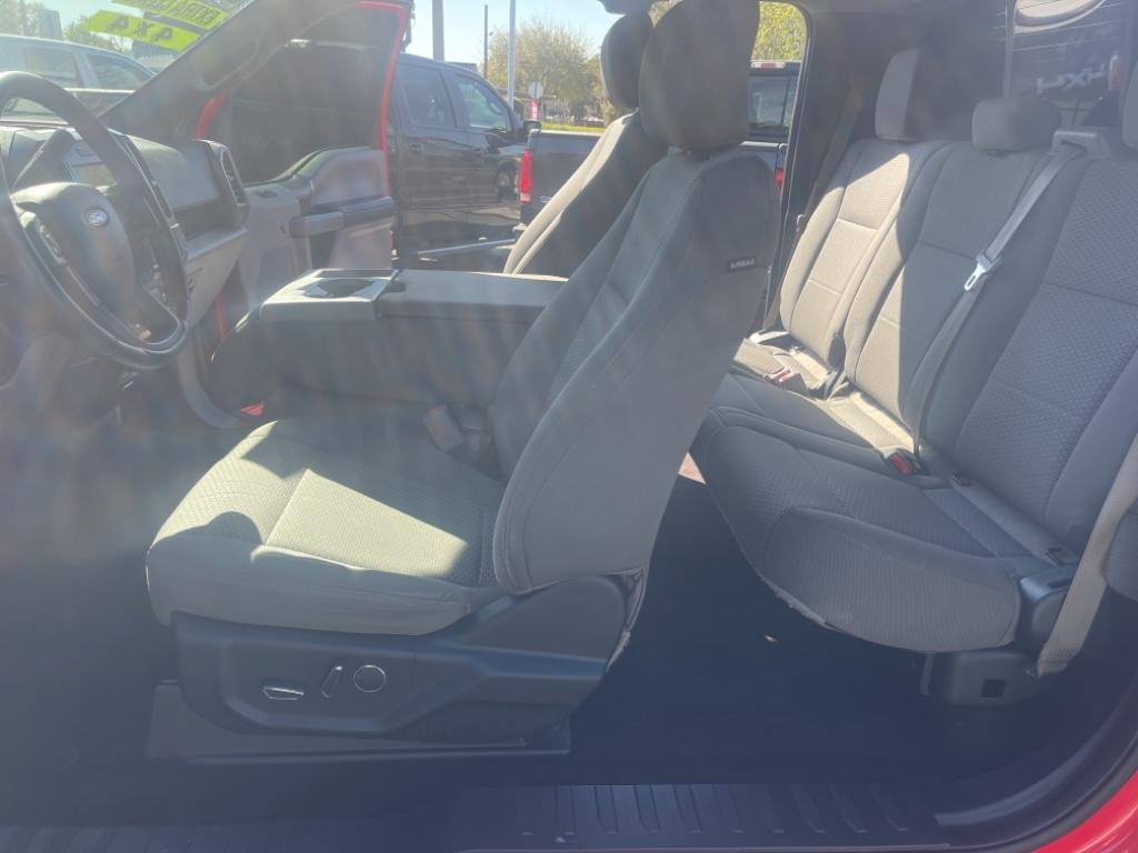 2017 Ford F150 XLT photo