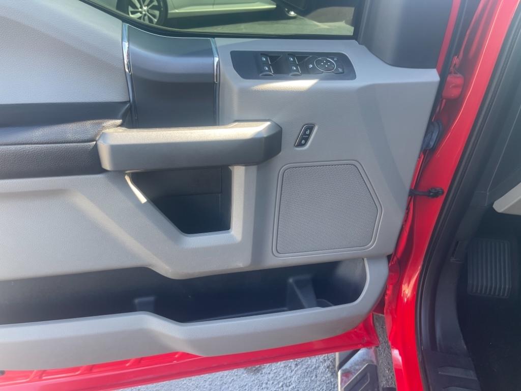 2017 Ford F150 XLT photo