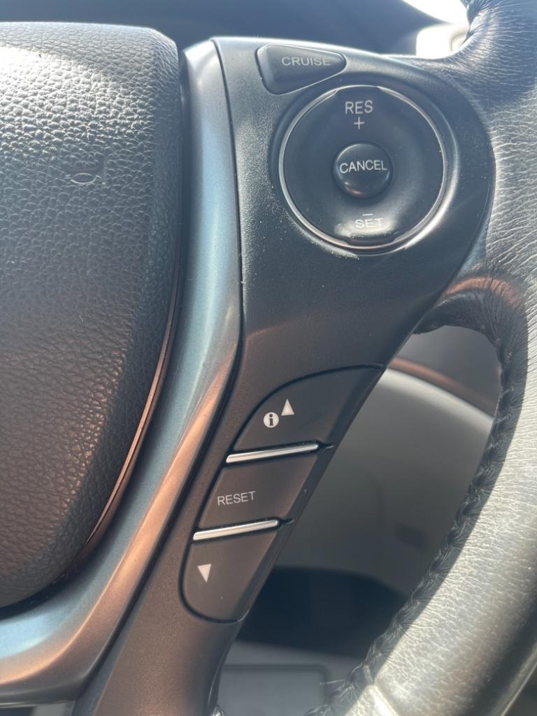 2016 Honda Pilot - $19,885