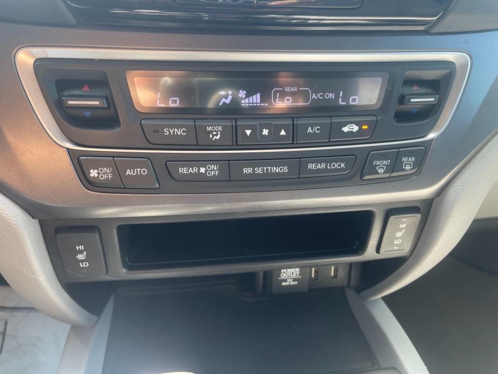 2016 Honda Pilot - $19,885
