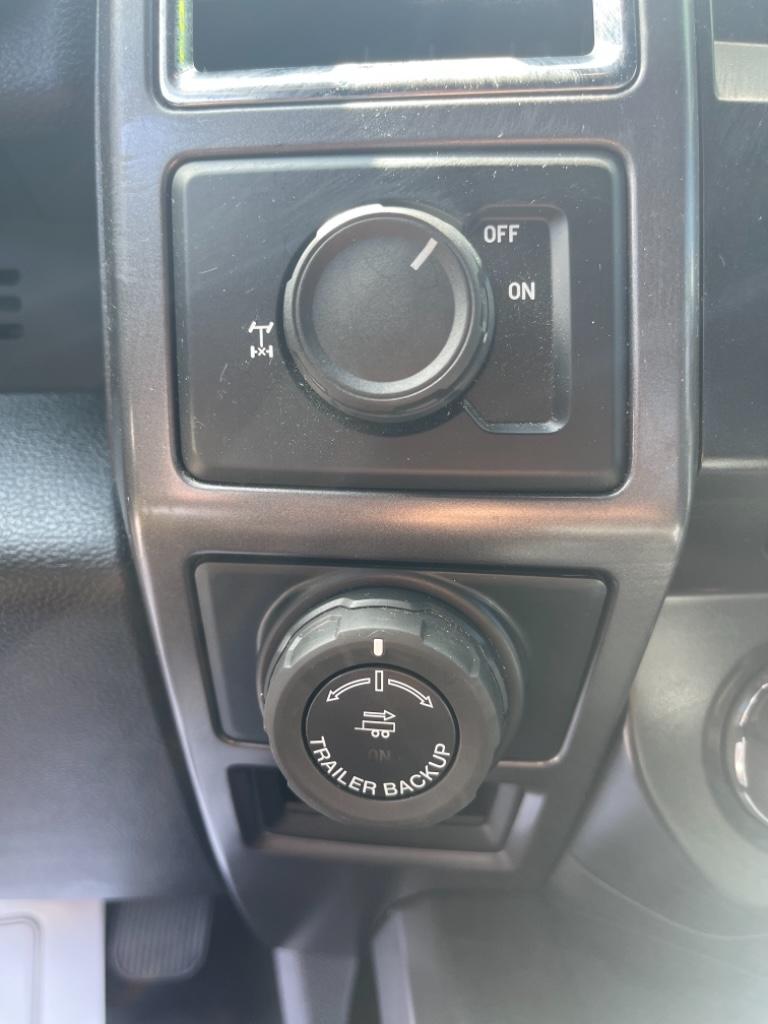 2016 Ford F150 XLT photo