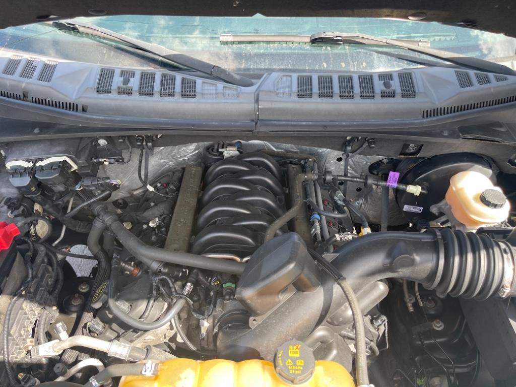 2016 Ford F150 XLT photo