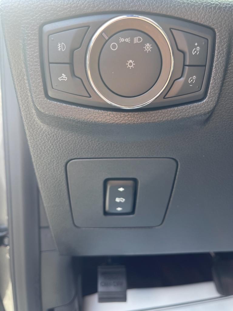 2016 Ford F150 XLT photo