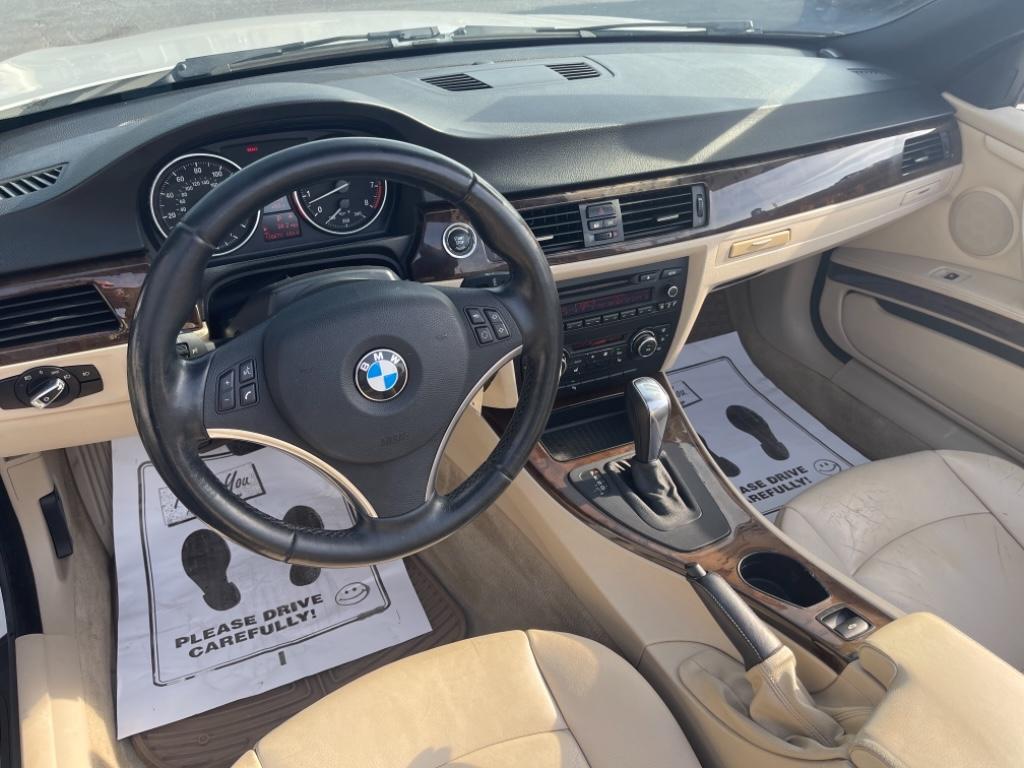 2011 BMW Legend 328i photo