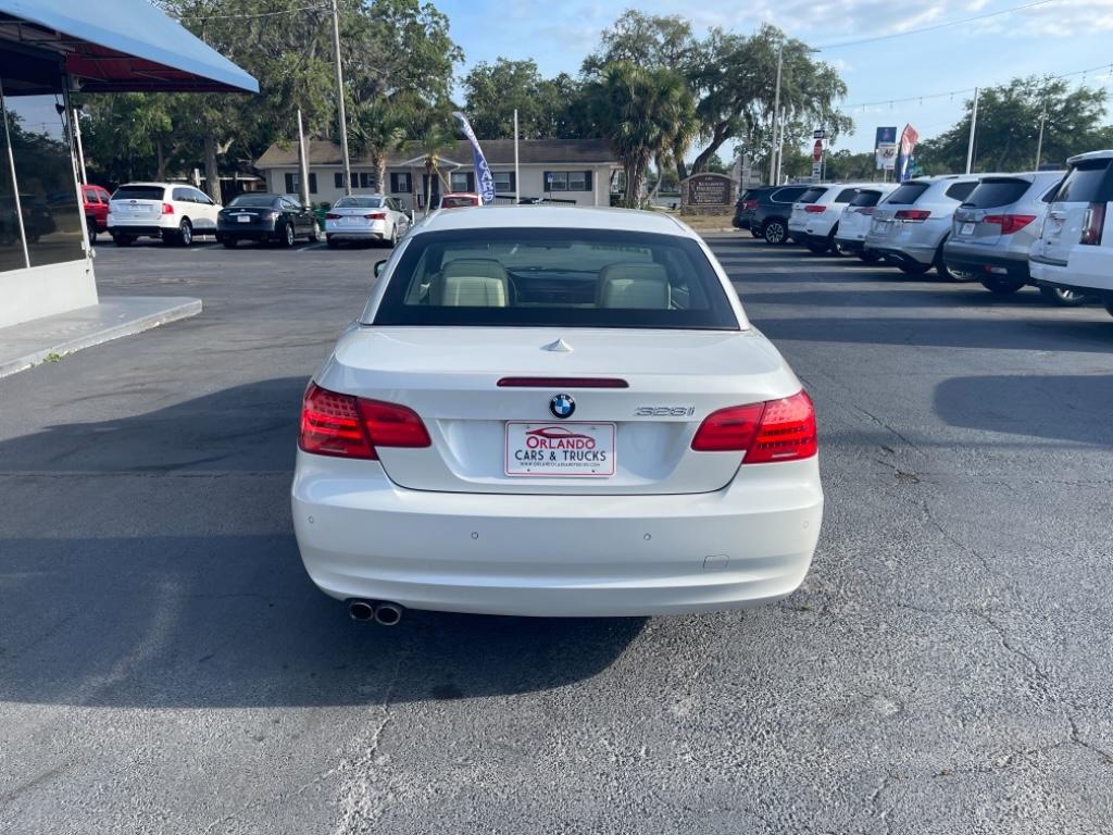 2011 BMW Legend 328i photo