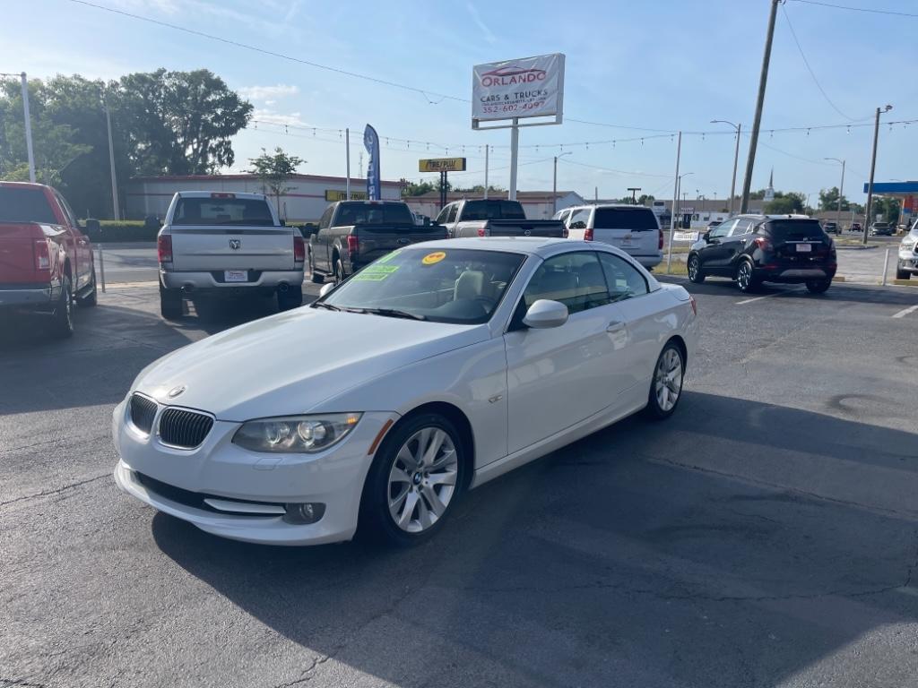 2011 BMW Legend 328i photo