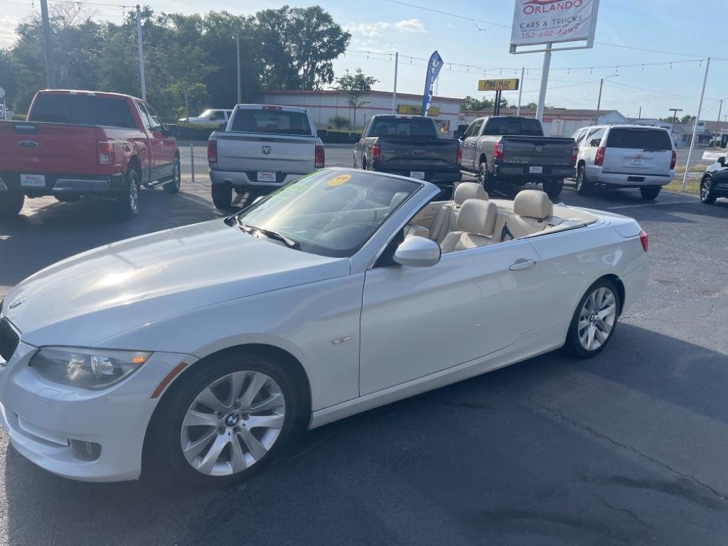 2011 BMW Legend 328i photo