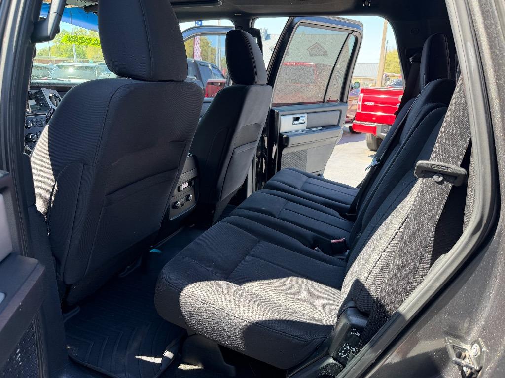 2017 Ford Expedition - $14,885
