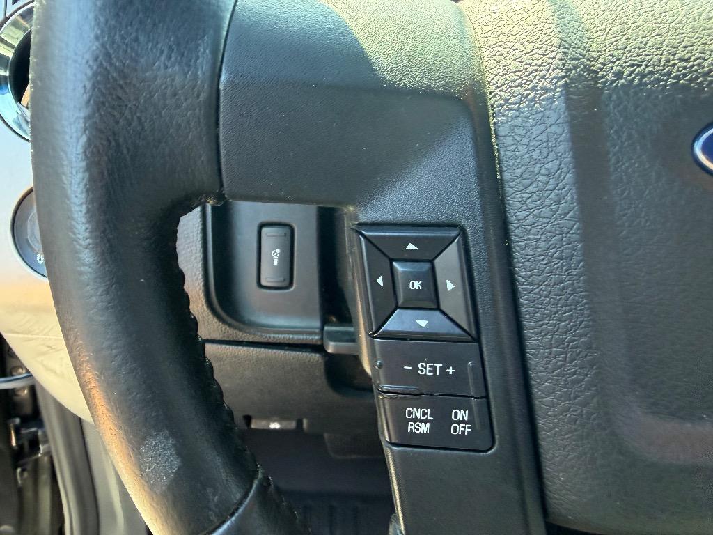 2017 Ford Expedition - $14,885