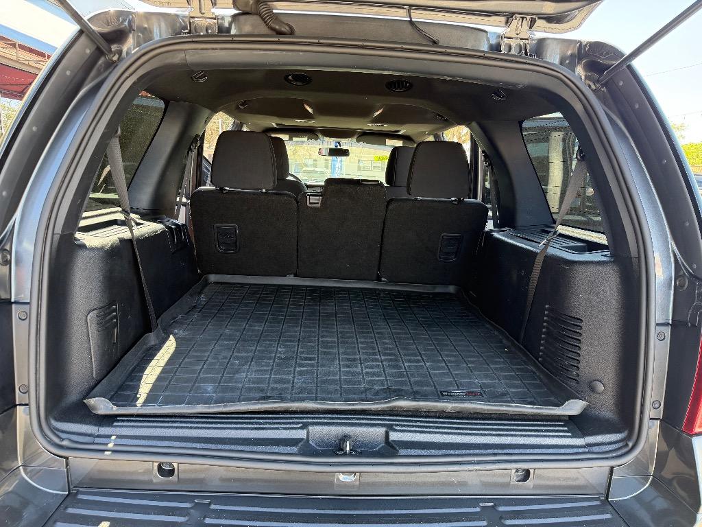 2017 Ford Expedition - $14,885