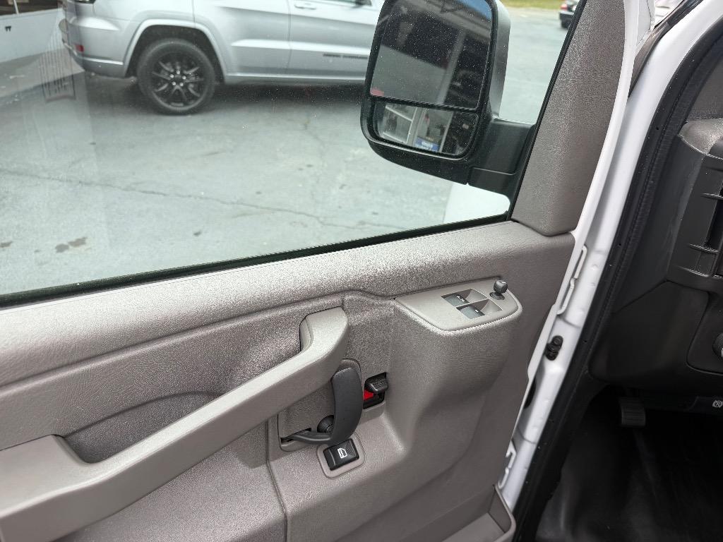 2021 Chevrolet Express - $18,885