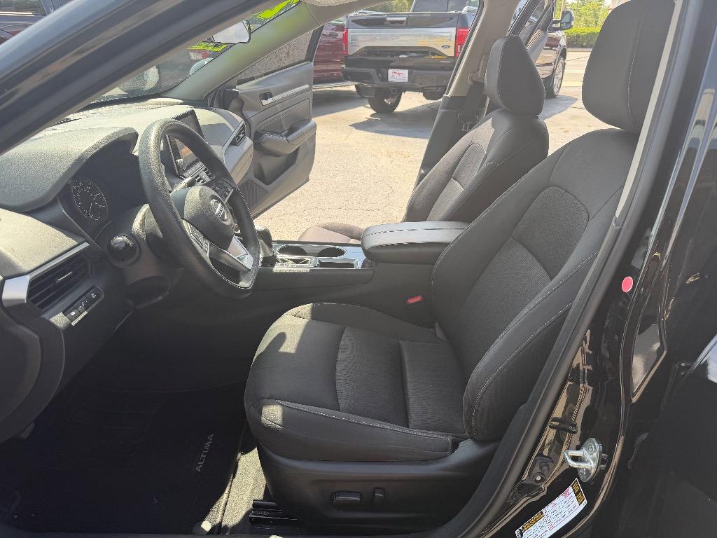 2021 Nissan Altima - $17,885