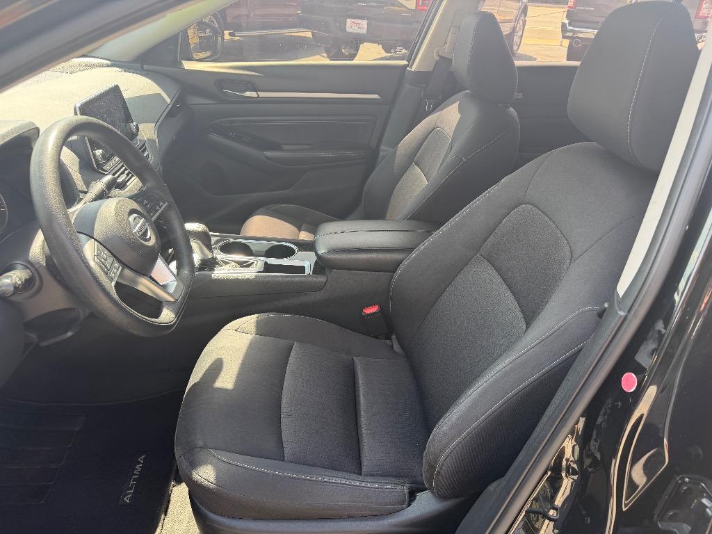 2021 Nissan Altima - $17,885