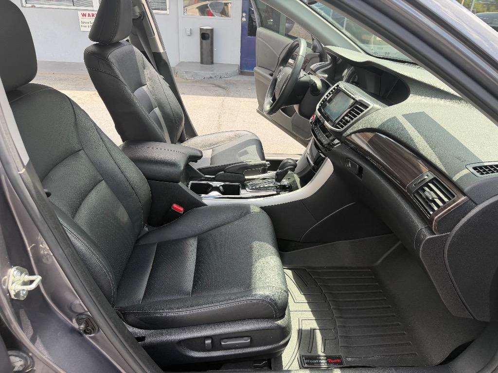 2017 Honda Accord - $17,885