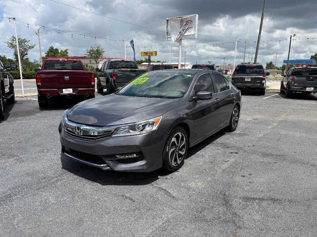 2017 Honda Accord - $17,885