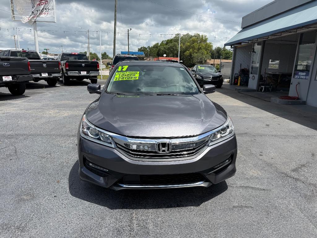 2017 Honda Accord - $17,885