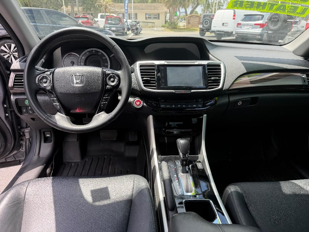 2017 Honda Accord - $17,885