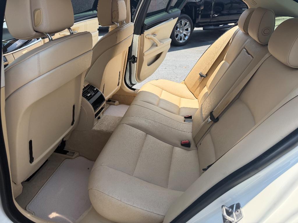 2012 BMW 528i - $9,885