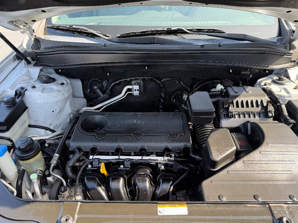 2012 Hyundai Santa FE - $8,845