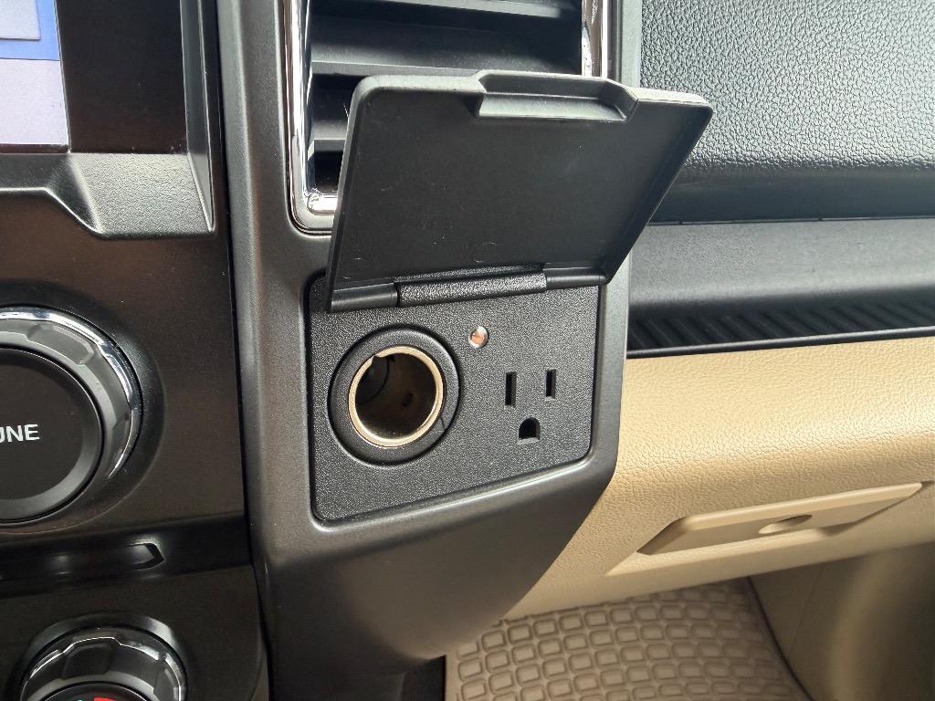 2017 Ford F150 - $23,885